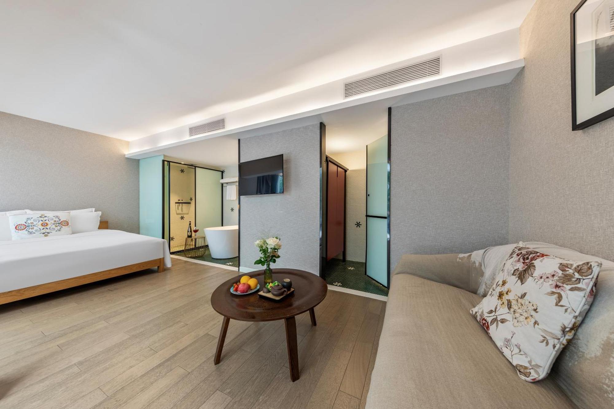 Shenzhen No'6 Garden Villa --French Window With Garden View,Close To Sea World &Shekou Ferry Port &K11 Ecoast &Subway Nearby ,Offer Western Food And Coffee &English Speaking With Tour Services Eksteriør billede