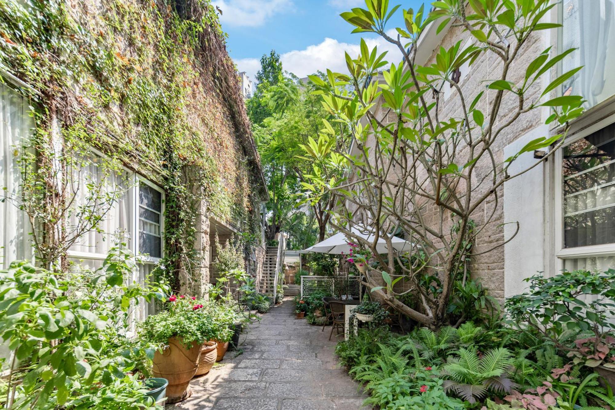 Shenzhen No'6 Garden Villa --French Window With Garden View,Close To Sea World &Shekou Ferry Port &K11 Ecoast &Subway Nearby ,Offer Western Food And Coffee &English Speaking With Tour Services Eksteriør billede