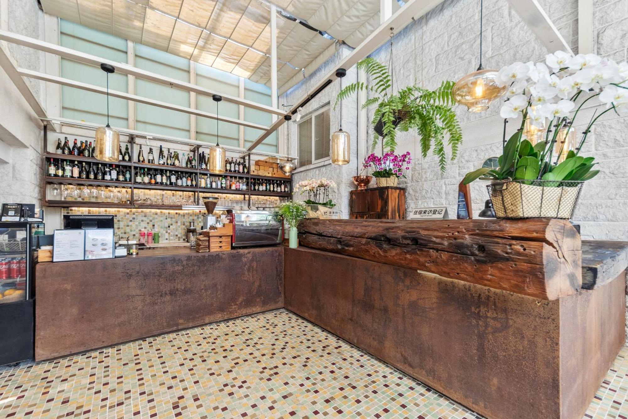 Shenzhen No'6 Garden Villa --French Window With Garden View,Close To Sea World &Shekou Ferry Port &K11 Ecoast &Subway Nearby ,Offer Western Food And Coffee &English Speaking With Tour Services Eksteriør billede